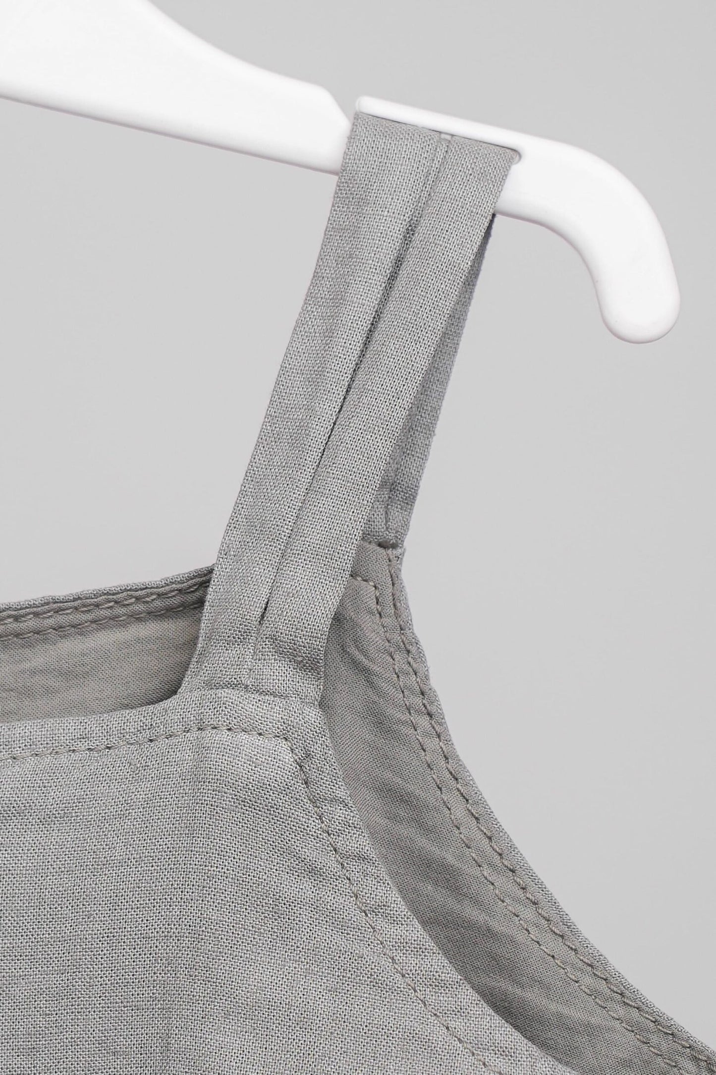 Ensemble lin kaki haut à volants & short ceinturé