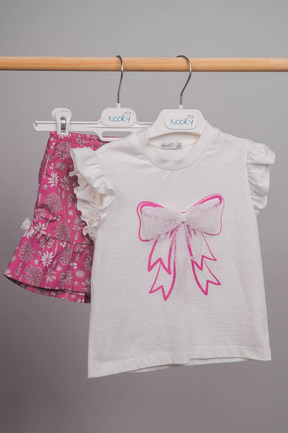 Short pour filles doté d'une ceinture élastiquée et d'un bas volanté